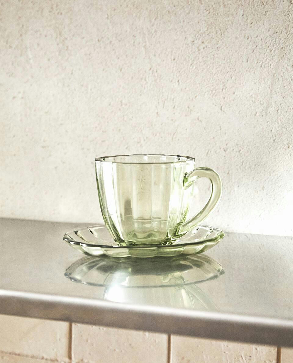 RAISED DESIGN GLASSWARE SET