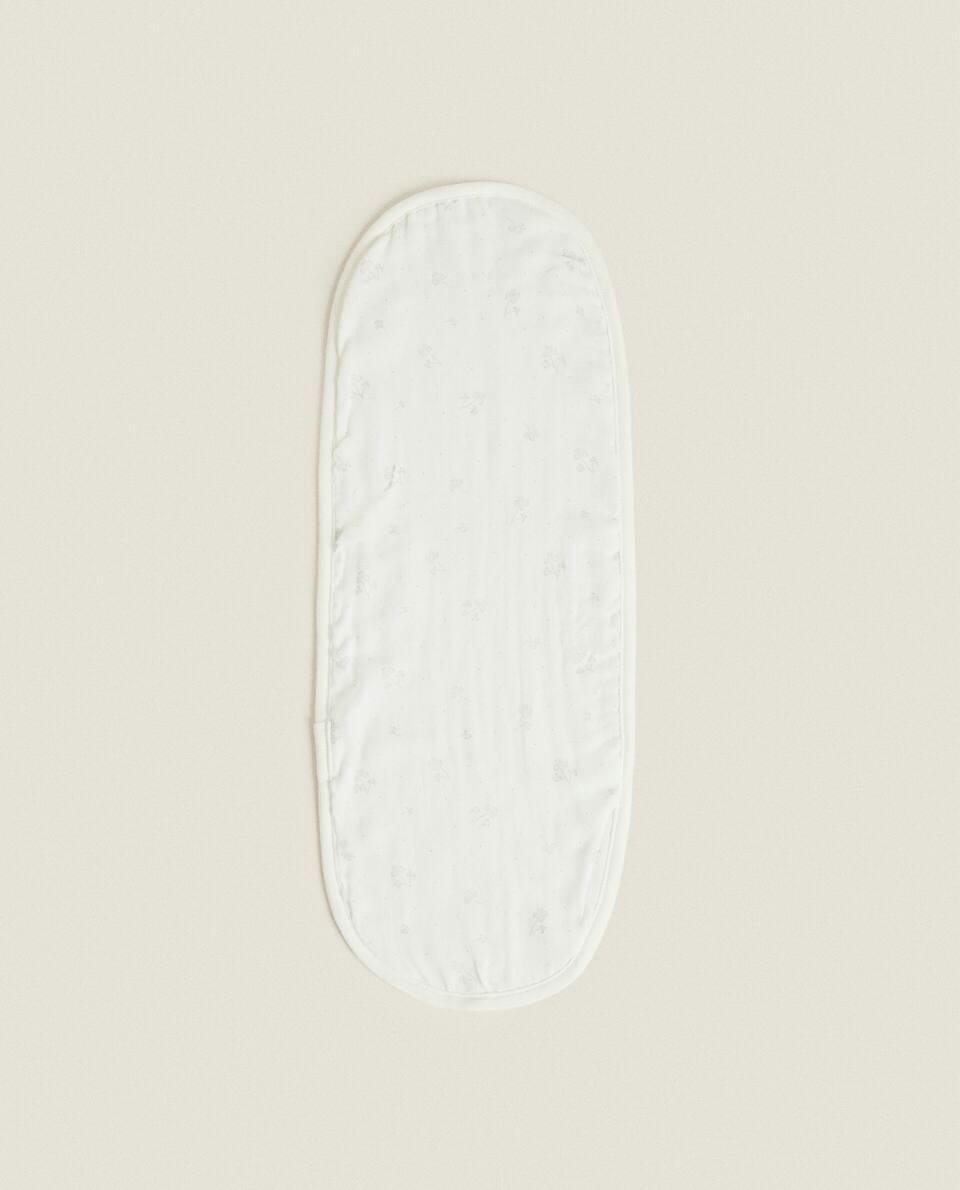 MUSLIN CLOVER SHOULDER BIB