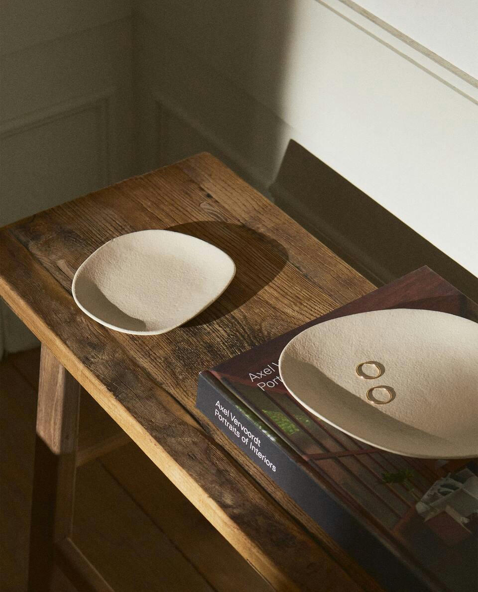 IRREGULAR ALUMINIUM TRAY