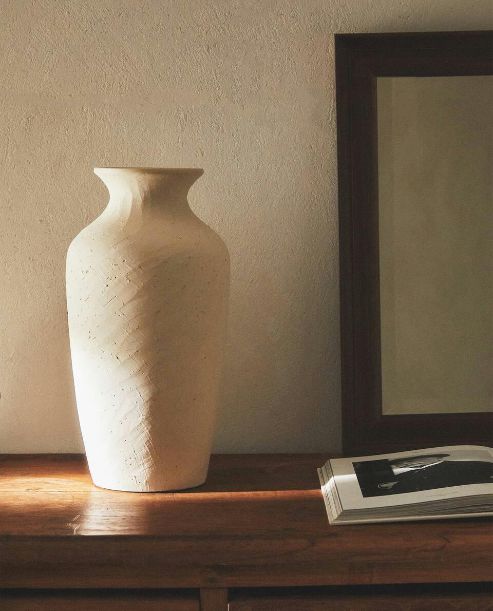 TEXTURED CERAMIC VASE