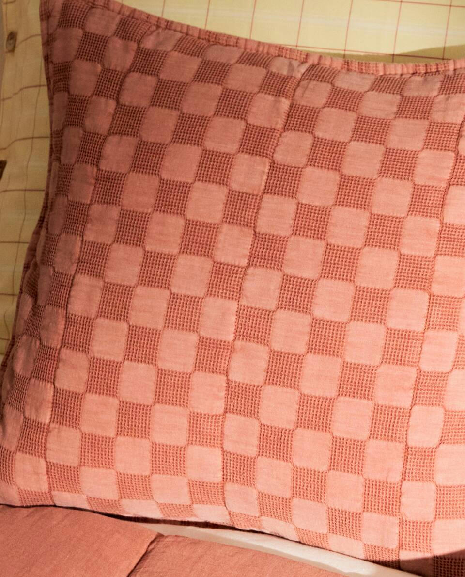 WAFFLE-KNIT CUSHION COVER