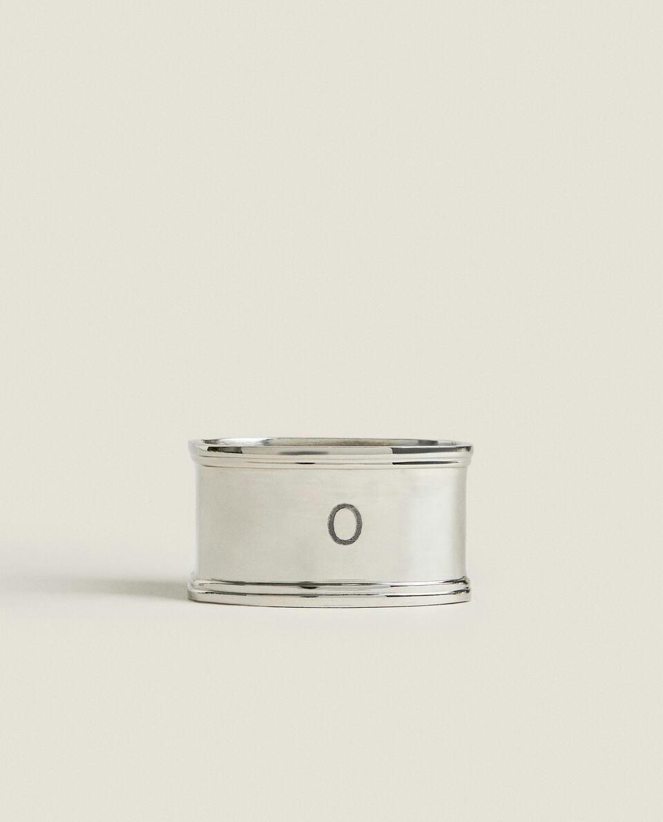 LETTER O NAPKIN RING