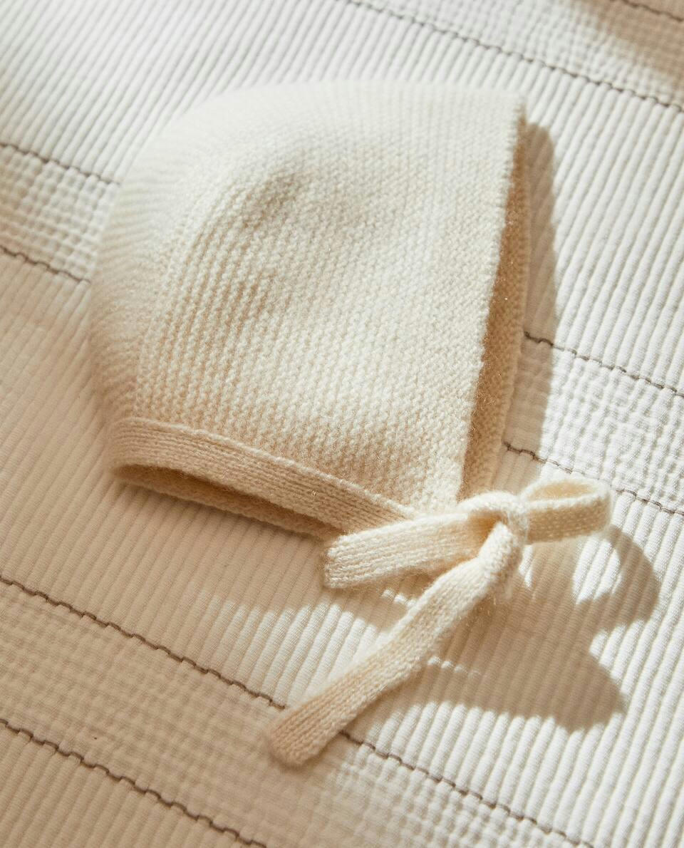 CASHMERE BABY BONNET