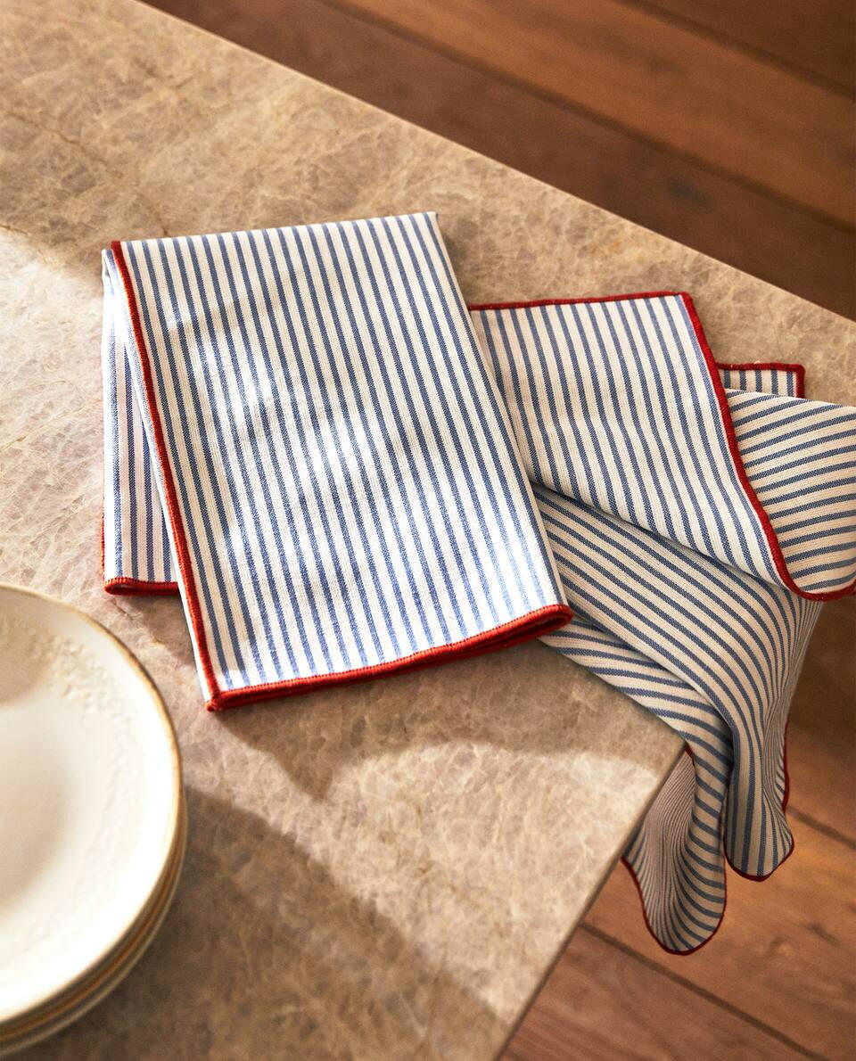 COTTON TEA TOWEL WITH STRIPES (PACK OF 2)