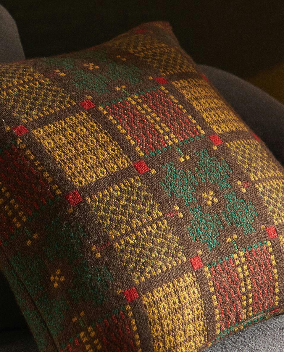 MULTICOLOURED JACQUARD WOOL CUSHION COVER