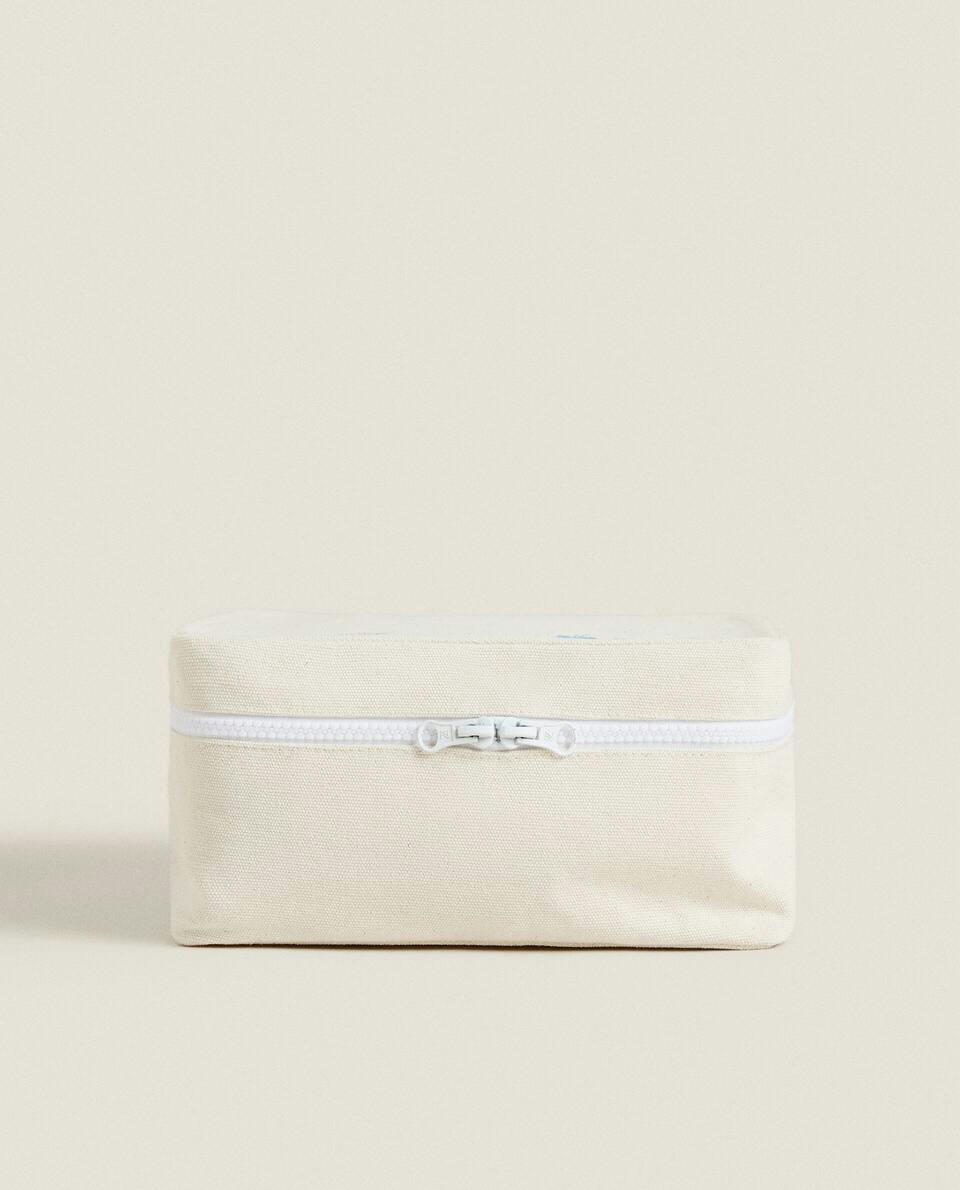 SAINT-LAZARE TRAVEL TOILETRY BAG