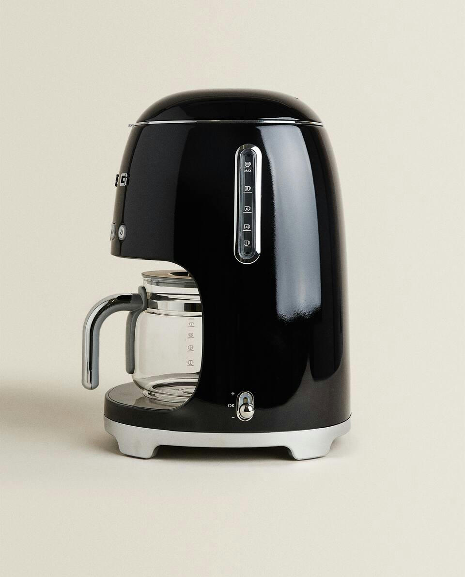 SMEG PROGRAMMABLE DRIP COFFEE MACHINE