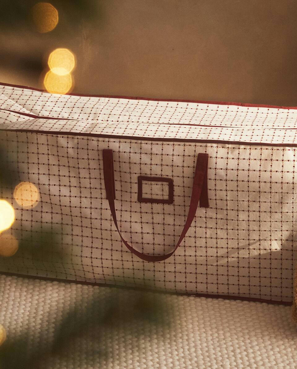 CHRISTMAS CHILDREN’S STORAGE BAG WITH HEARTS