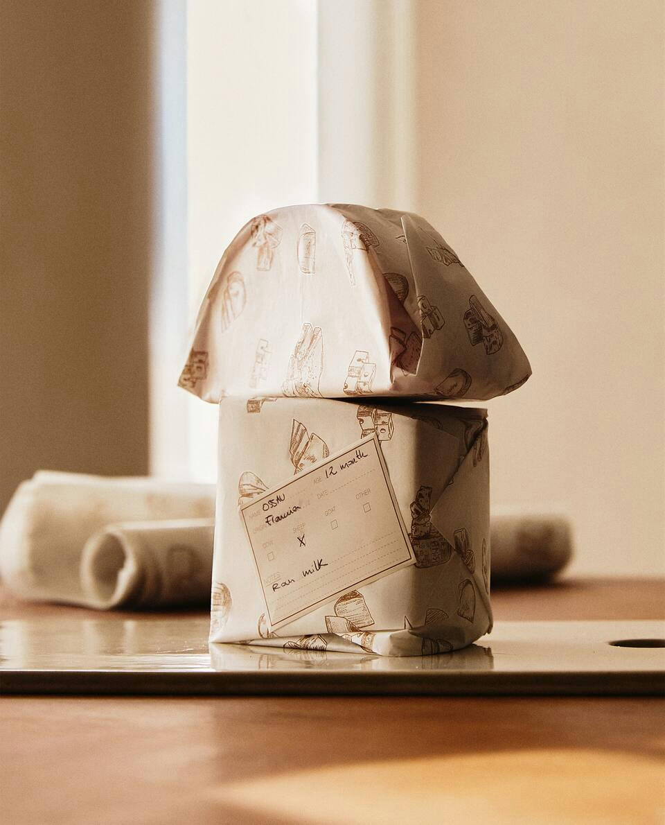 PACK OF CHEESE PAPER