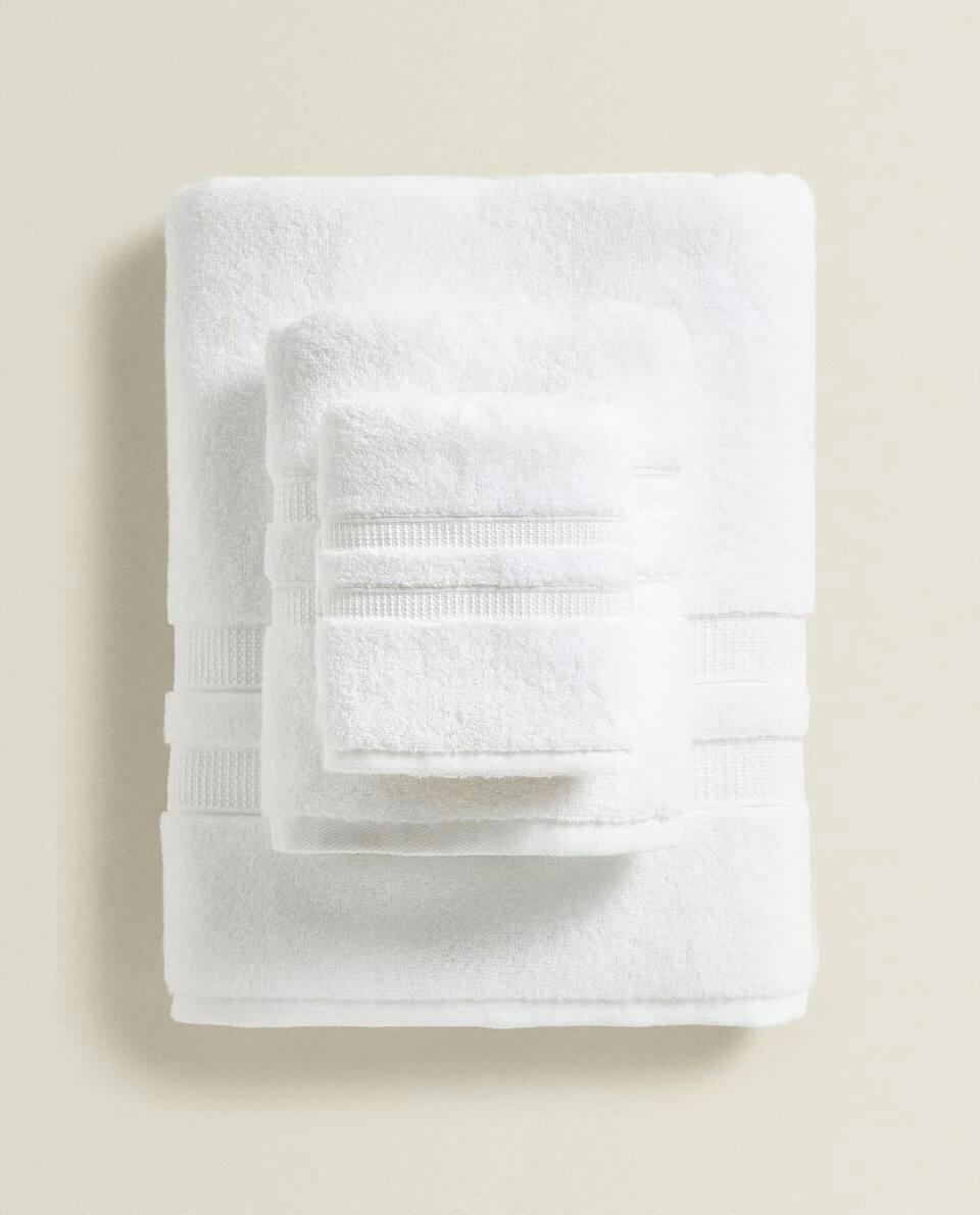 EXTRA SOFT TOWEL WITH DOUBLE BORDER