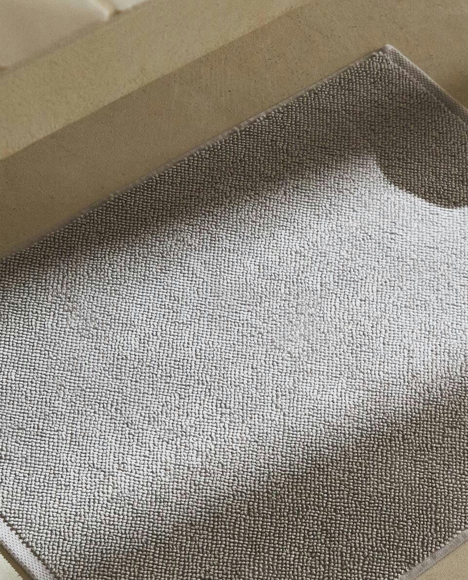PLAIN BATH MAT RUG