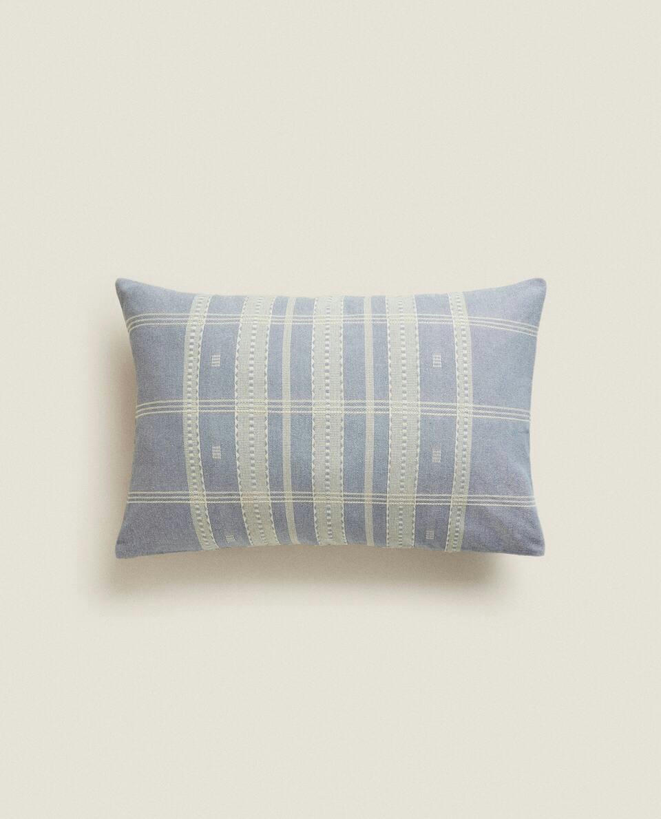 GEOMETRIC JACQUARD CUSHION COVER