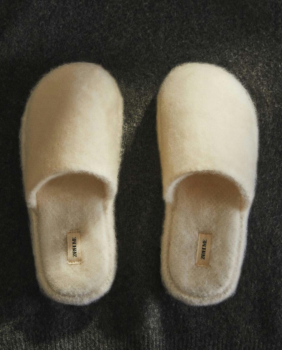 WARM WOOL BLEND SLIPPERS