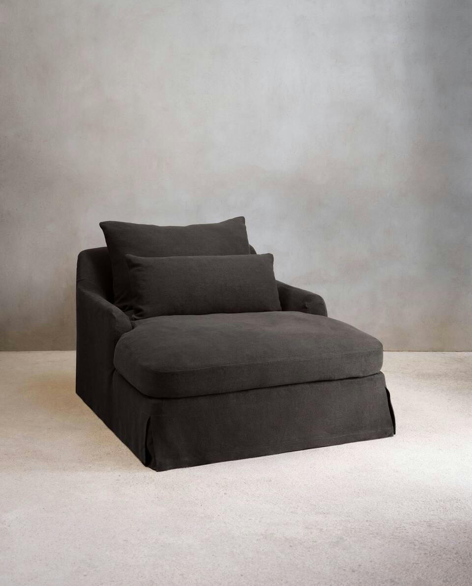 LOVESEAT 01
