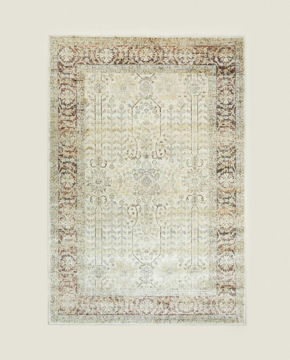 VINTAGE-EFFECT RUG