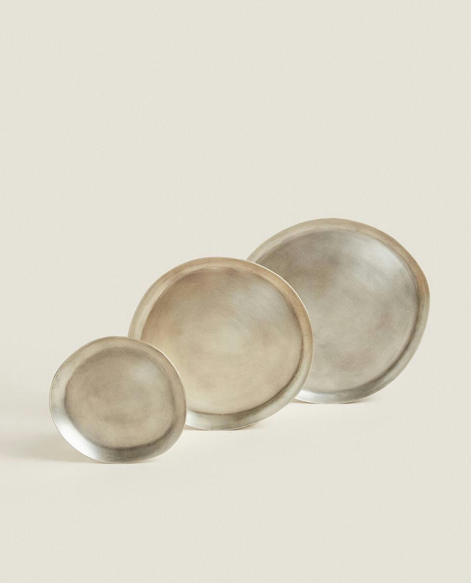 DECORATIVE IRREGULAR METAL TRAY