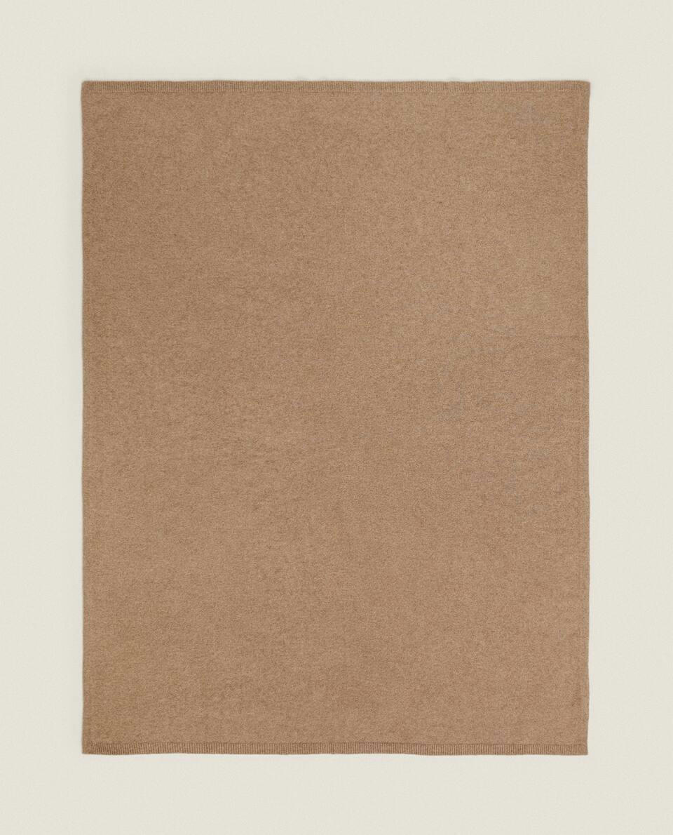 CASHMERE KNIT BLANKET