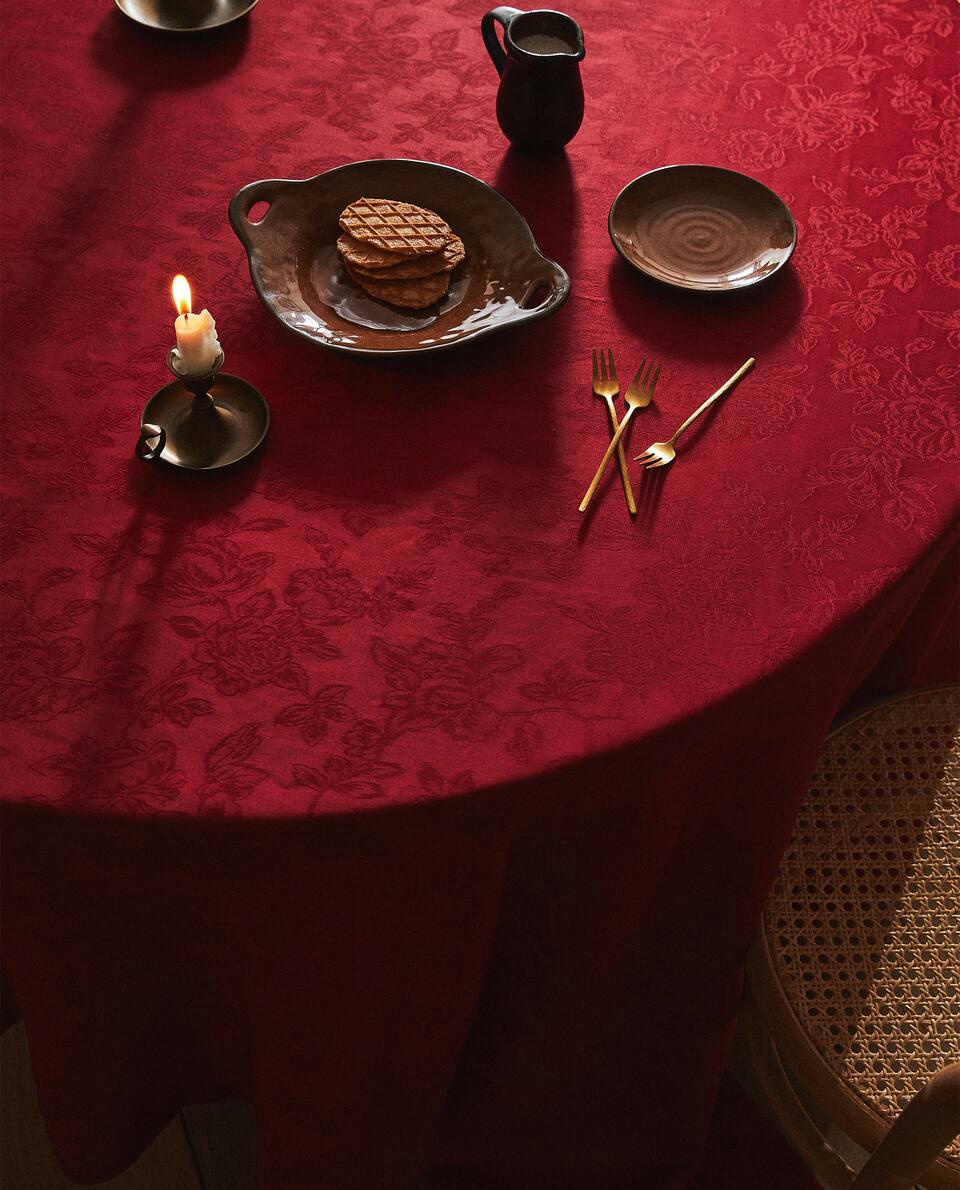 CHRISTMAS FLORAL JACQUARD TABLECLOTH