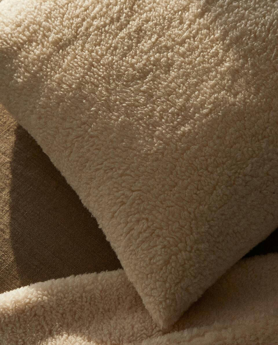 FAUX SHEARLING CUSHION COVER