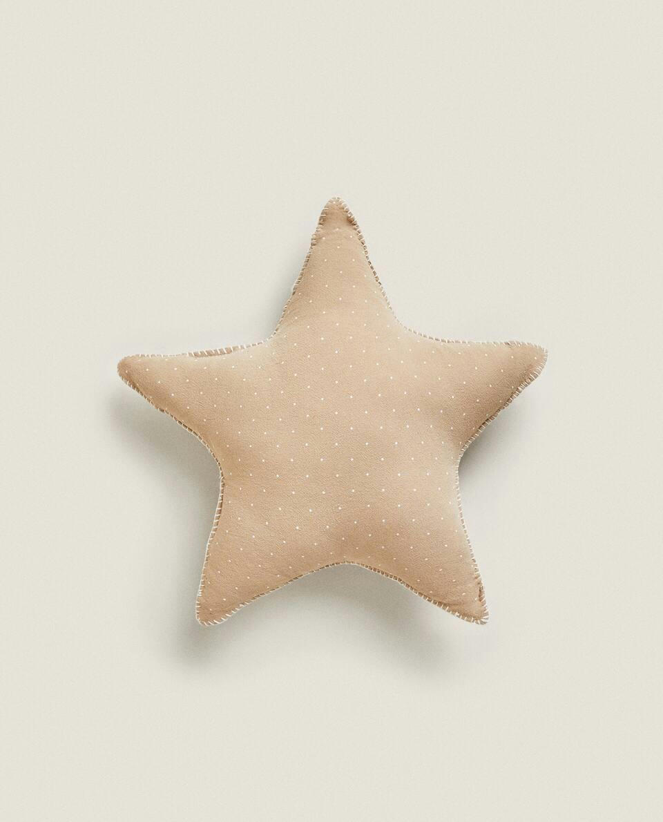 STAR CUSHION