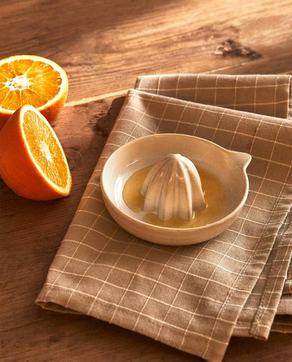 CERAMIC JUICER