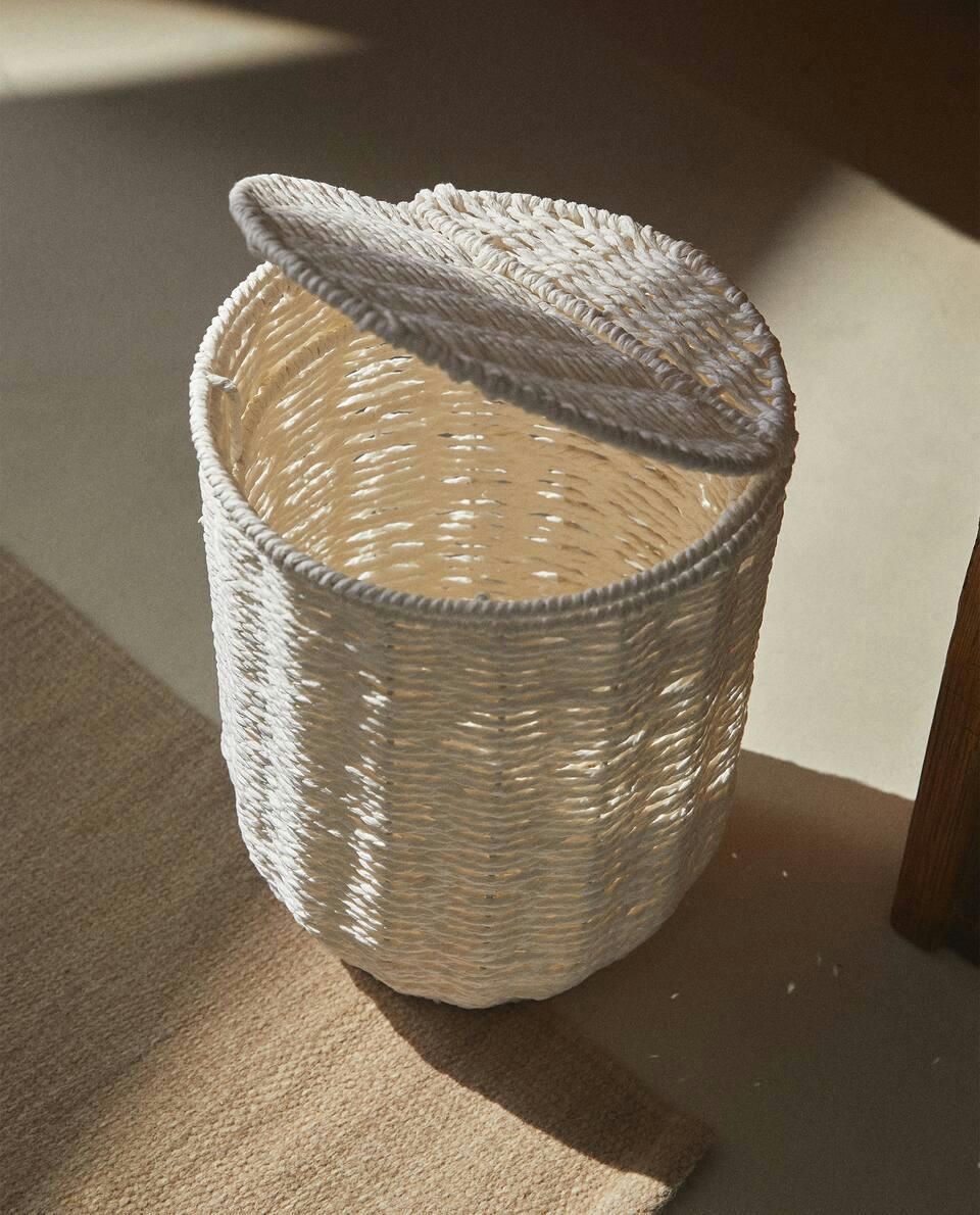 WASTEPAPER BASKET WITH REMOVABLE LID