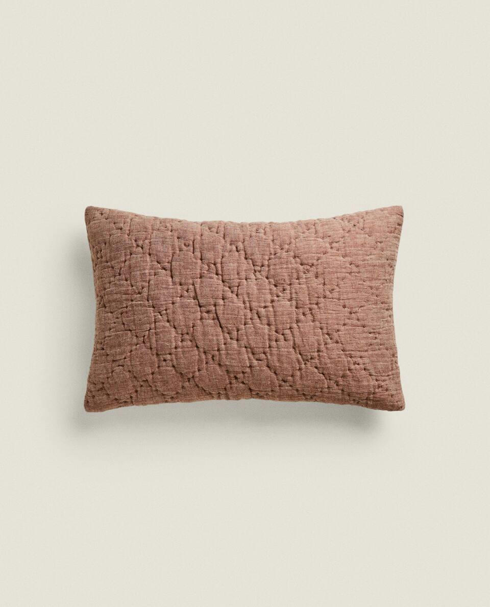 DIAMOND QUILTED CUSHION COVER