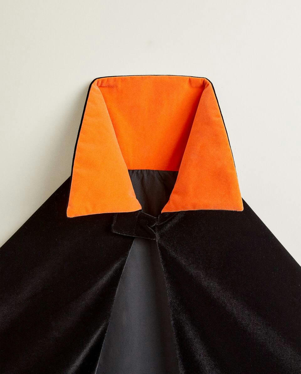 KIDS’ HALLOWEEN VAMPIRE COSTUME