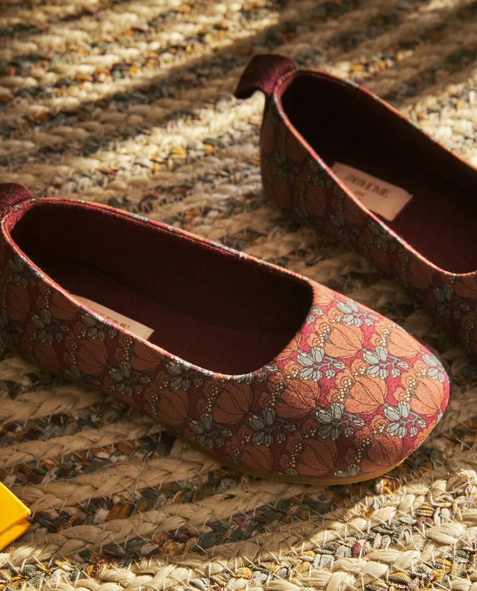 FLORAL BALLET FLATS
