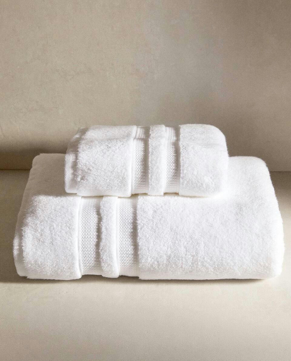 EXTRA SOFT TOWEL WITH DOUBLE BORDER