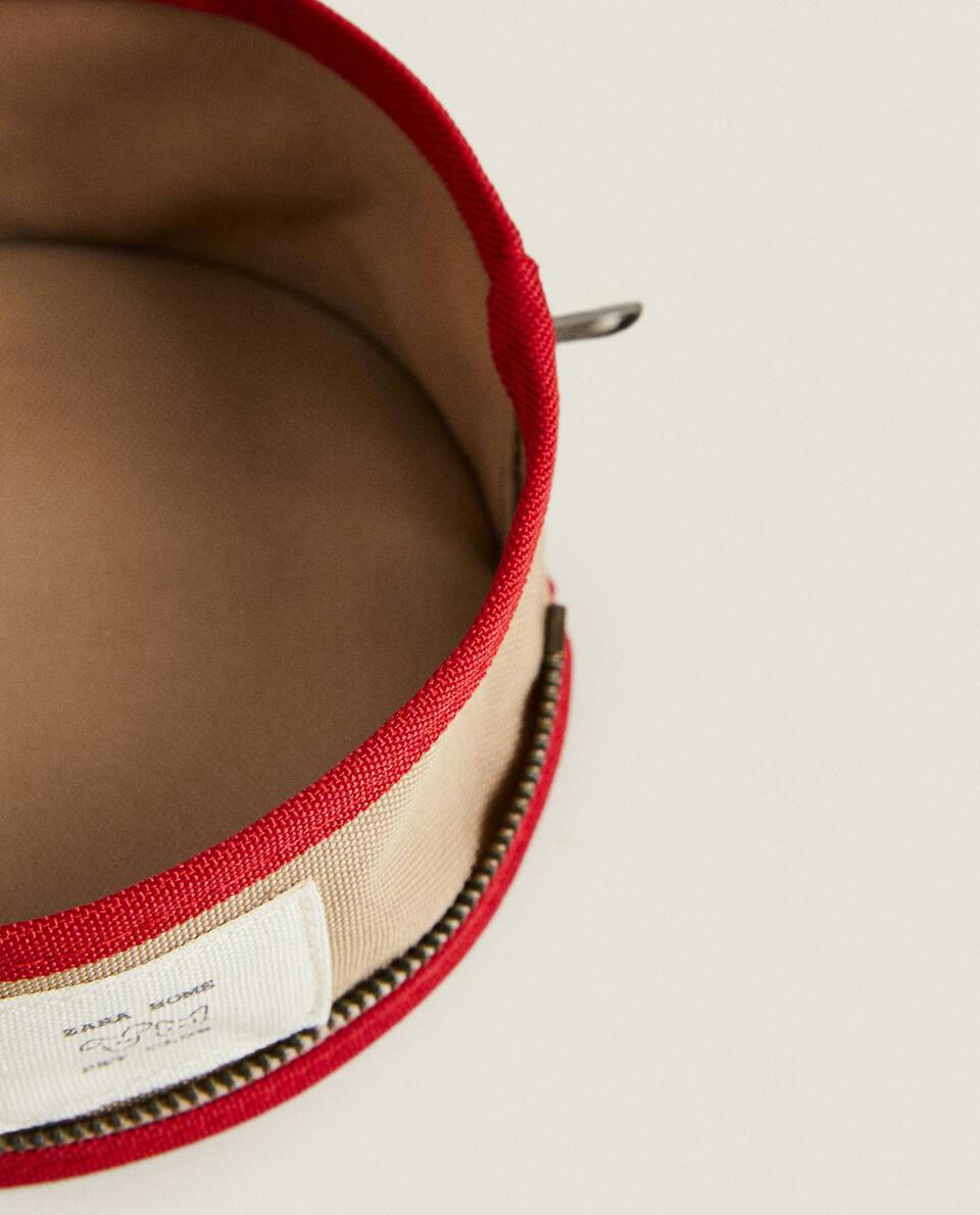 SMALL PORTABLE PET FOOD BOWL