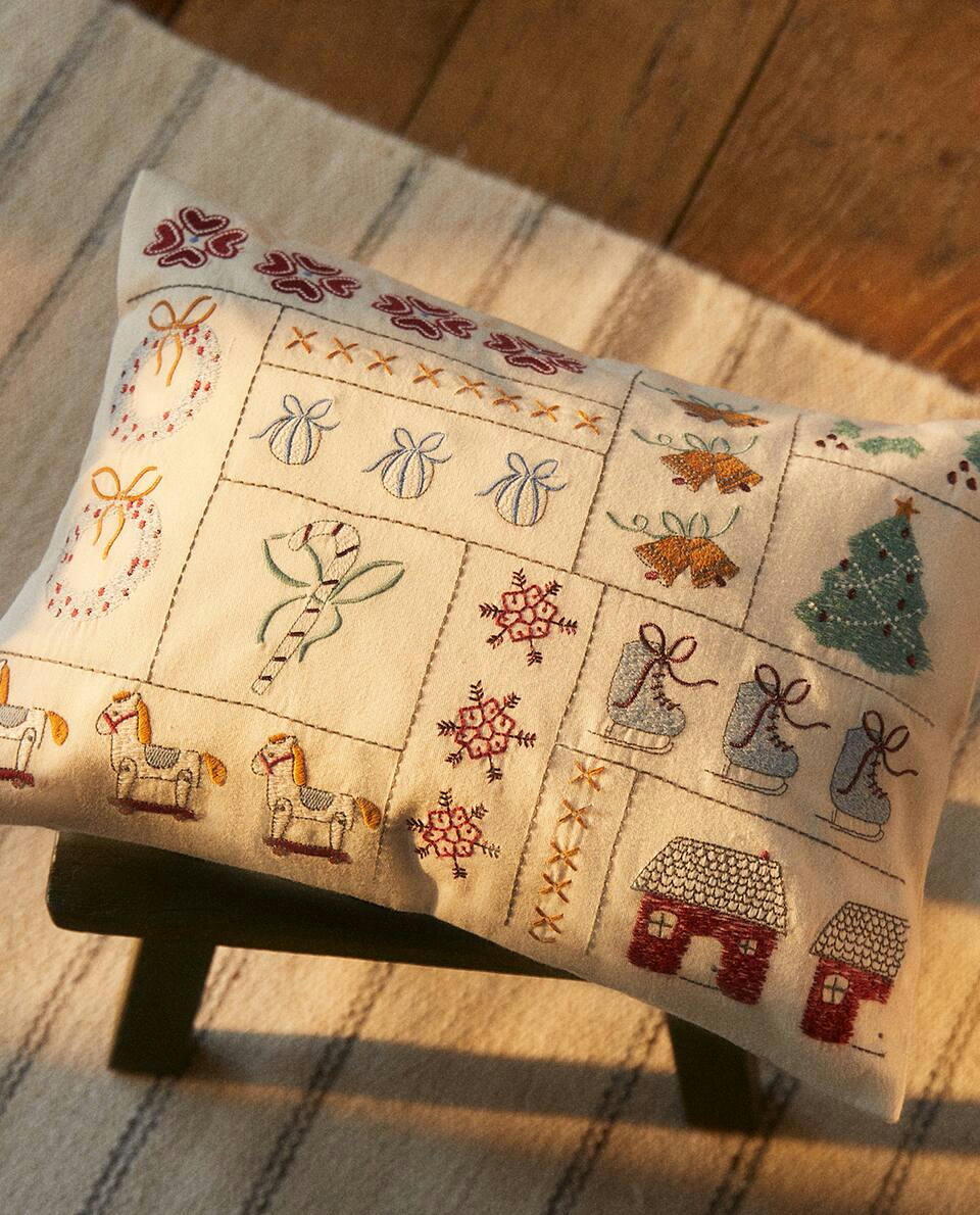 CHILDREN'S COTTON PATCHWORK CHRISTMAS CUSHION COVER