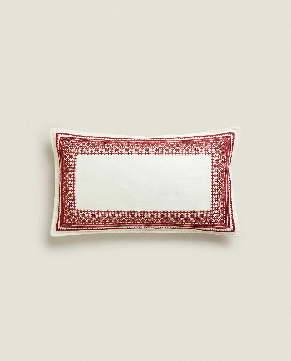 CHRISTMAS CROSS-STITCH CUSHION COVER