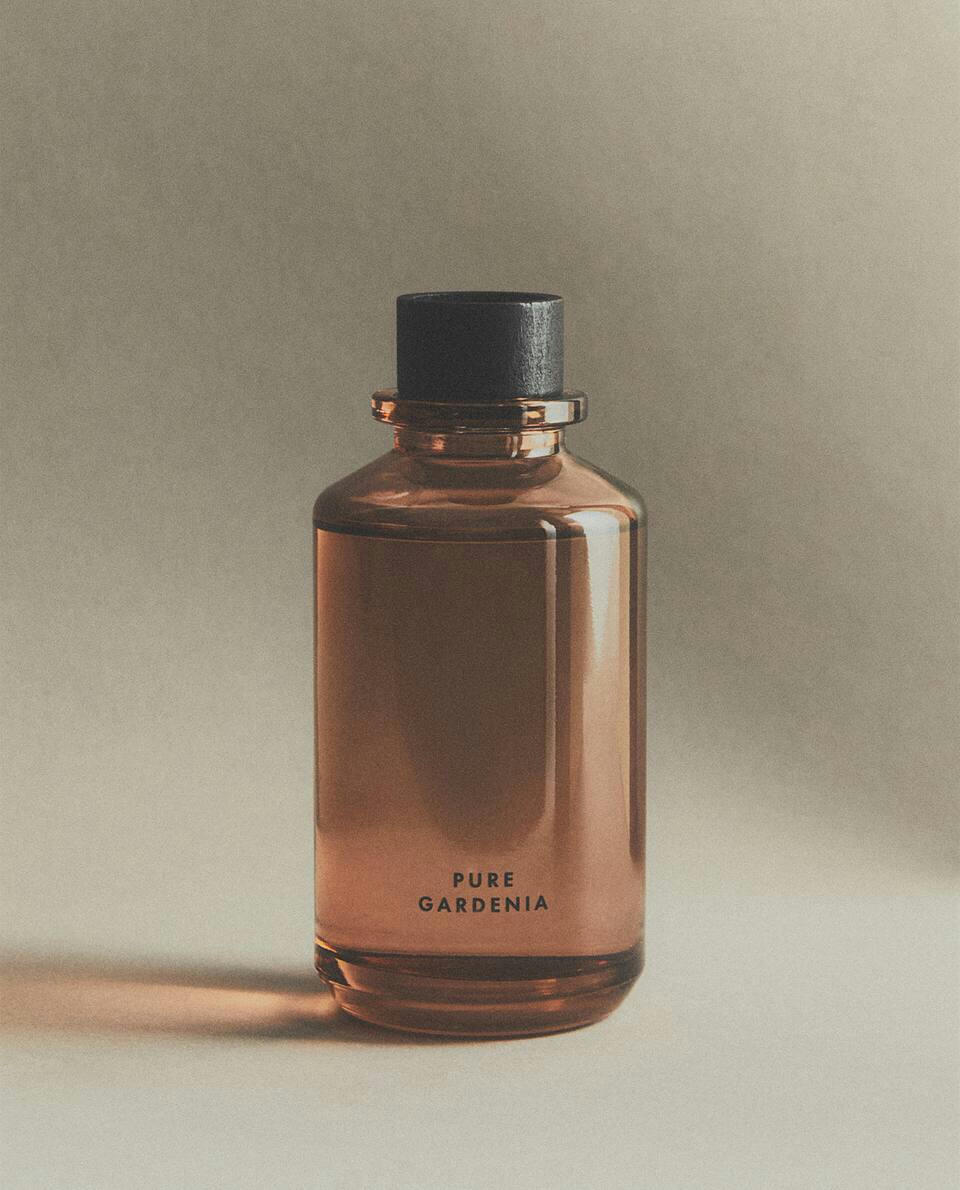 PURE GARDENIA