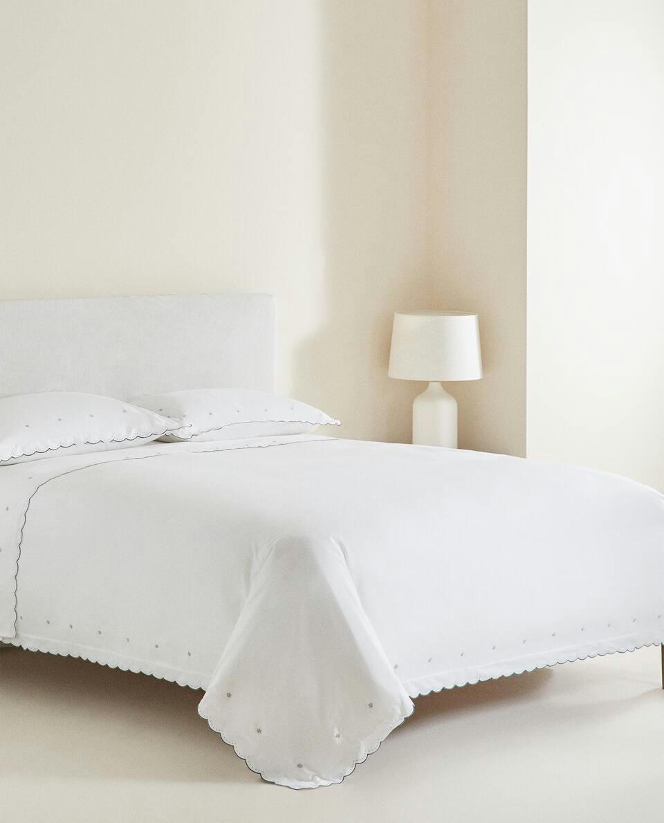 FLORAL EMBROIDERY DUVET COVER