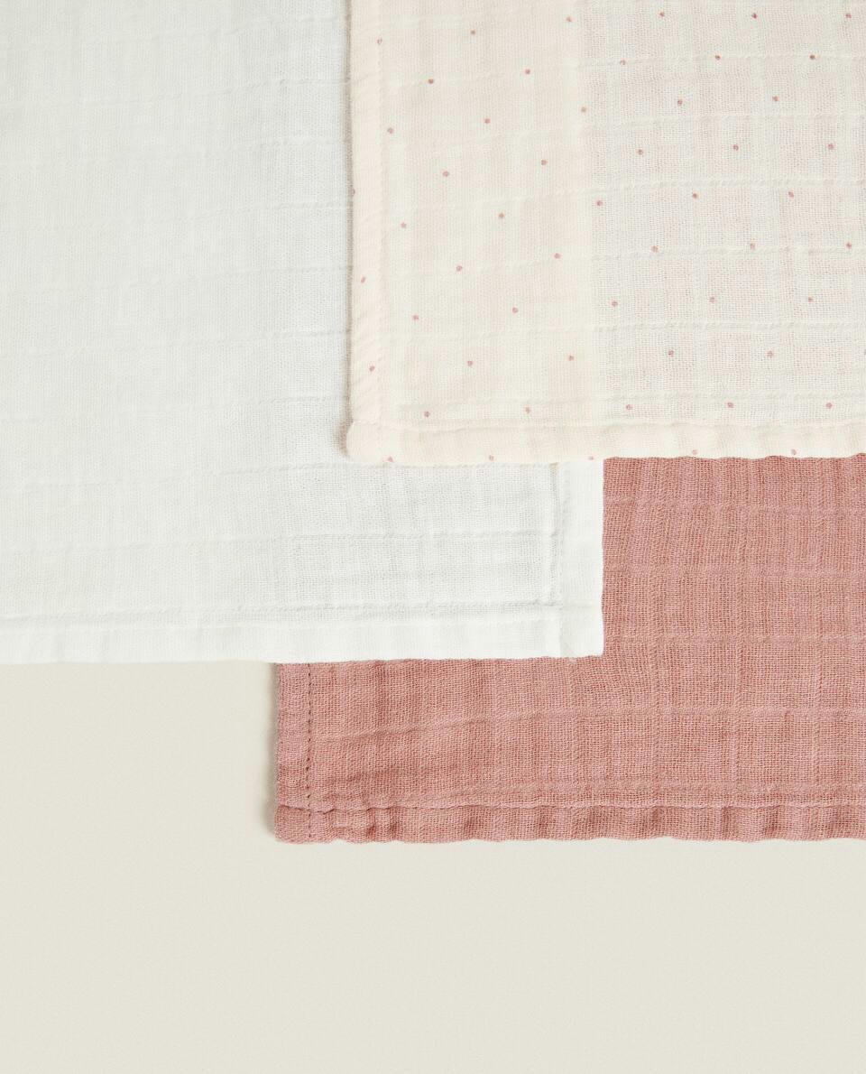 CHILDREN’S MULTICOLOURED MUSLIN CLOTHS (PACK OF 3)