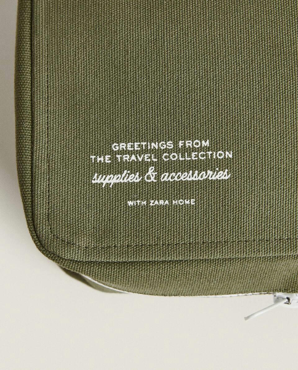 SAINT-LAZARE TRAVEL TOILETRY BAG