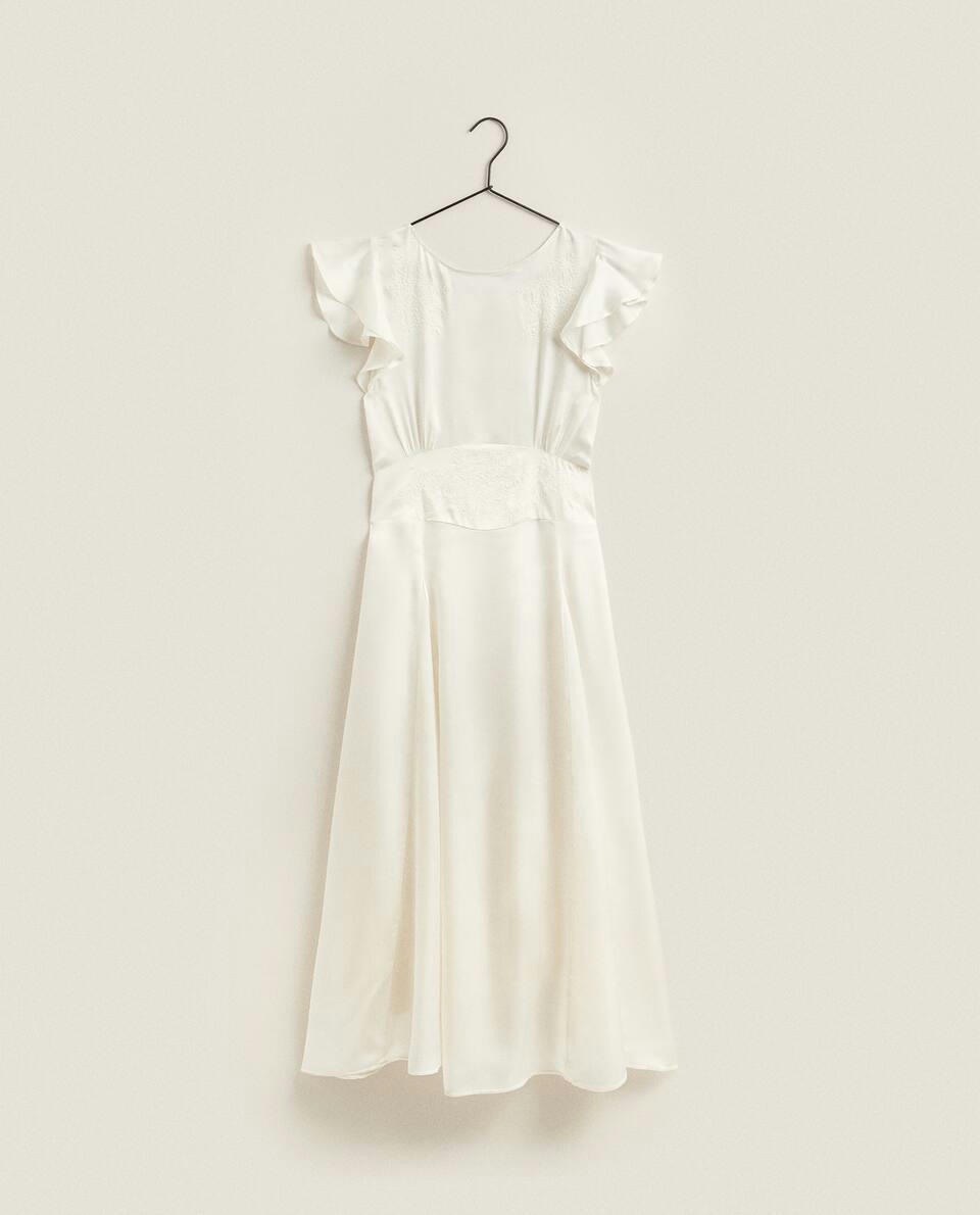 NIGHTDRESS IN EMBROIDERED SATIN