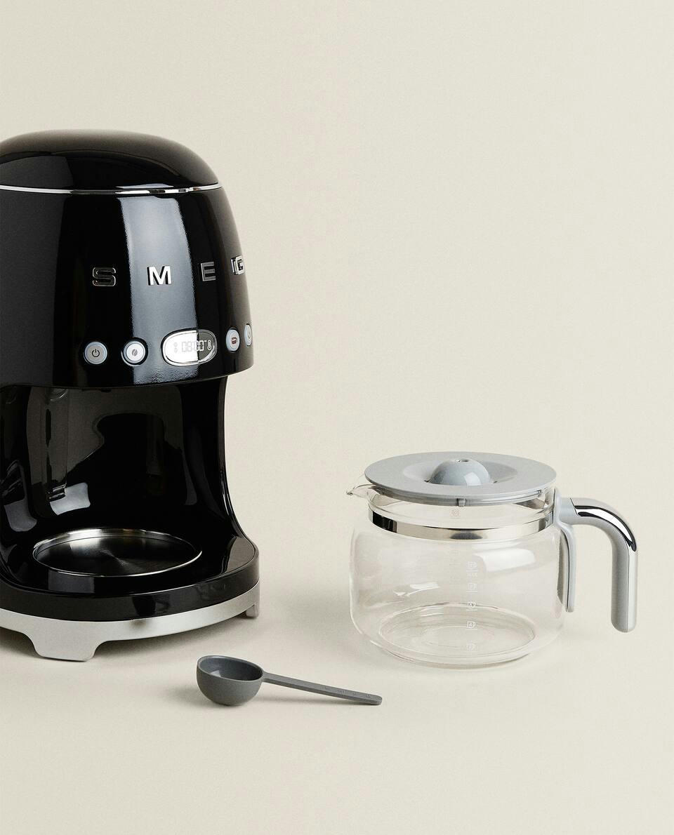 SMEG PROGRAMMABLE DRIP COFFEE MACHINE