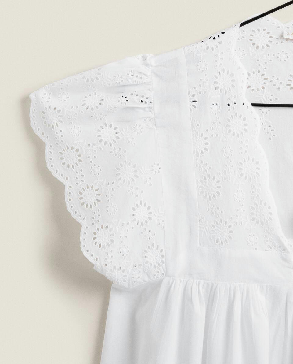 NIGHTDRESS WITH CUTWORK EMBROIDERY