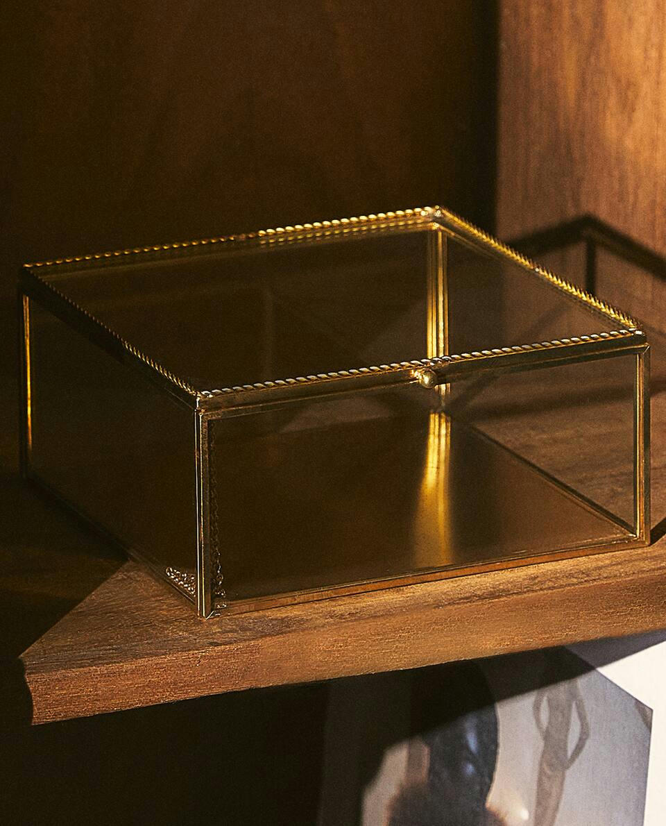 GOLD METAL BOX