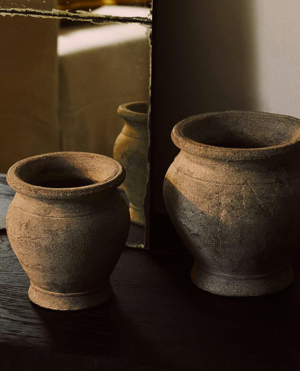 CERAMIC POT