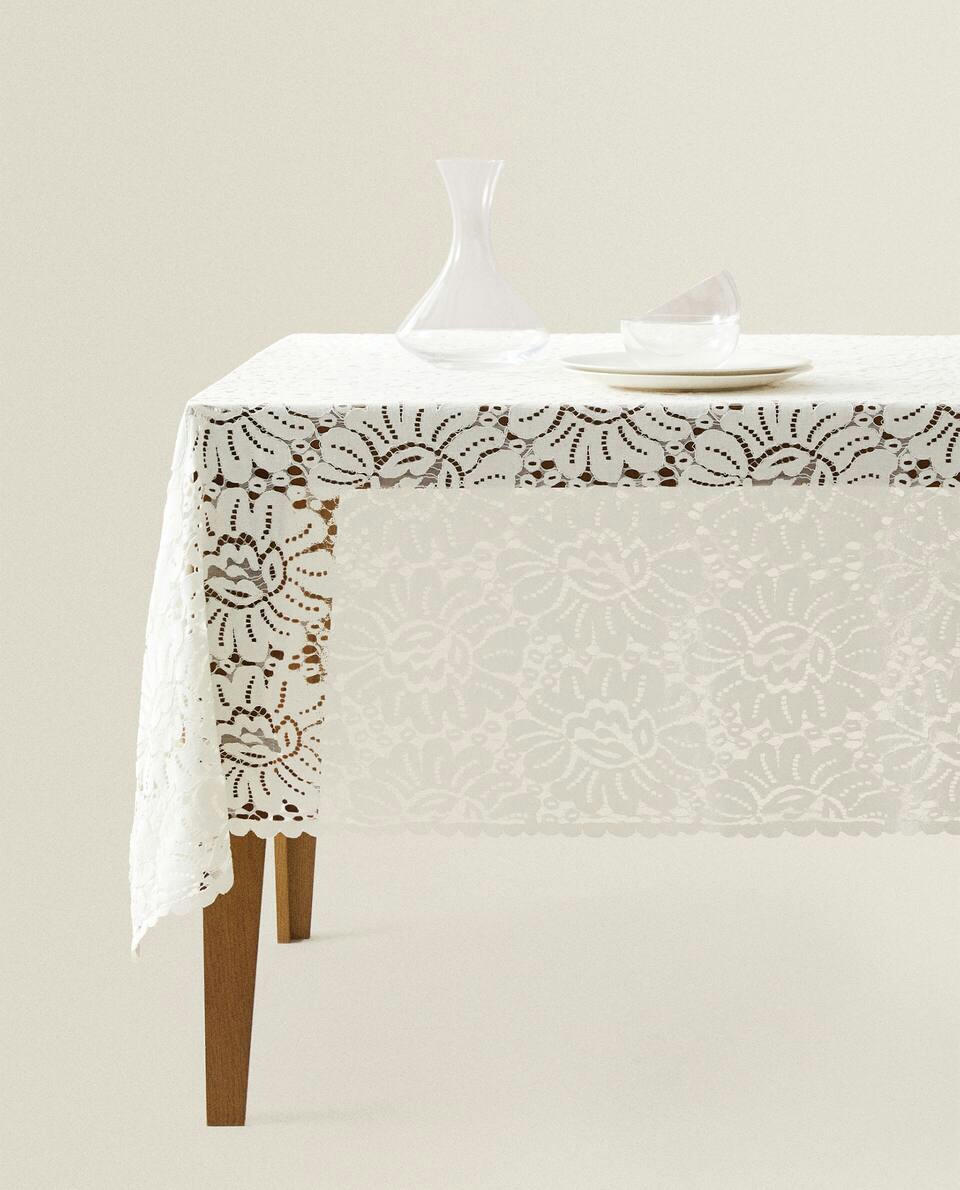 COTTON LACE TABLECLOTH