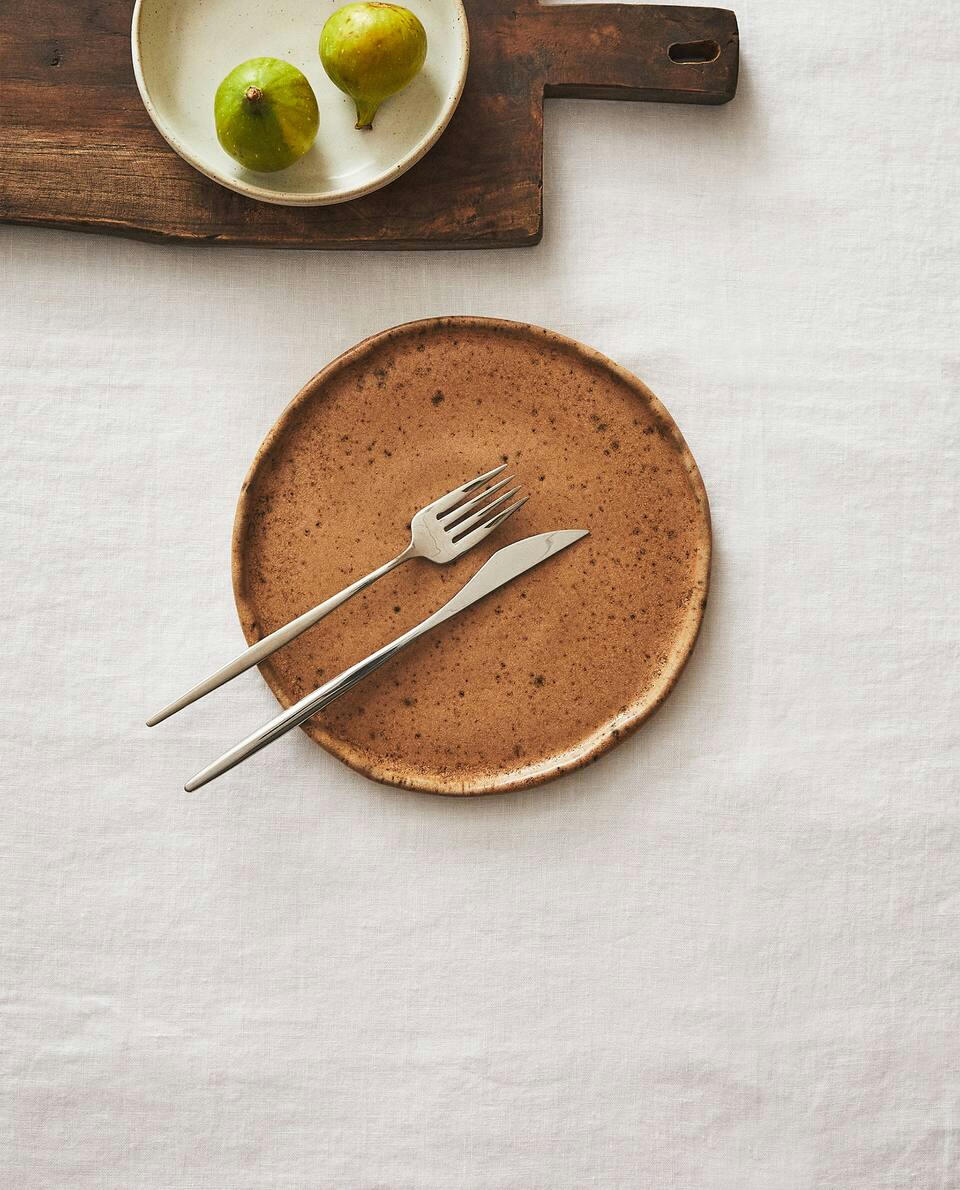 TERRACOTTA TABLEWARE