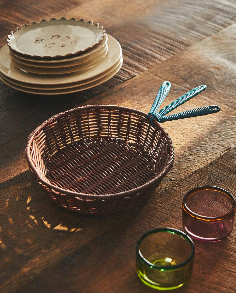 DECORATIVE ONION BASKET