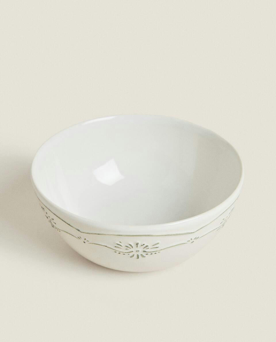 CHRISTMAS TABLEWARE SET