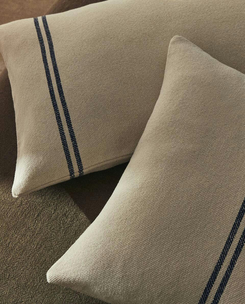 STRIPED CUSHION COVER