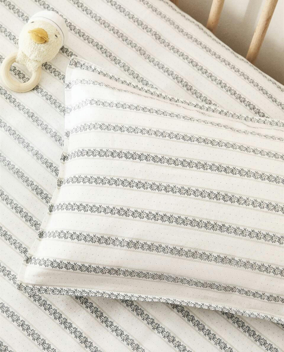 STRIPED AND FLORAL LINEN PILLOWCASE