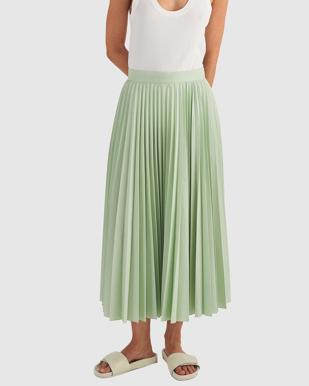 Pleat Skirt