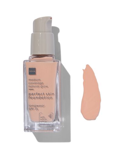perfect skin foundation SPF15 02 ivory rose